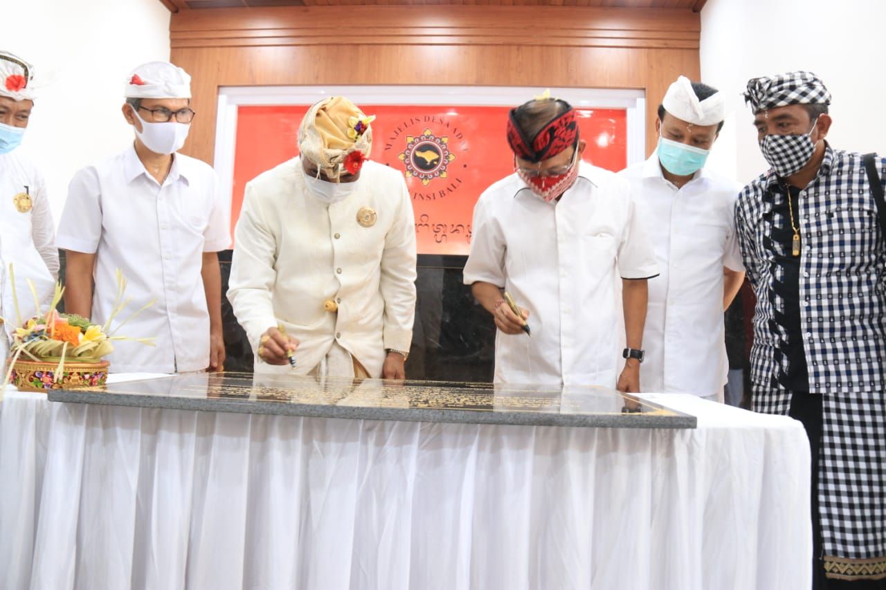 podiumnews.com-Resmikan Gedung MDA, Koster: Kantornya Sudah Bagus dan Megah